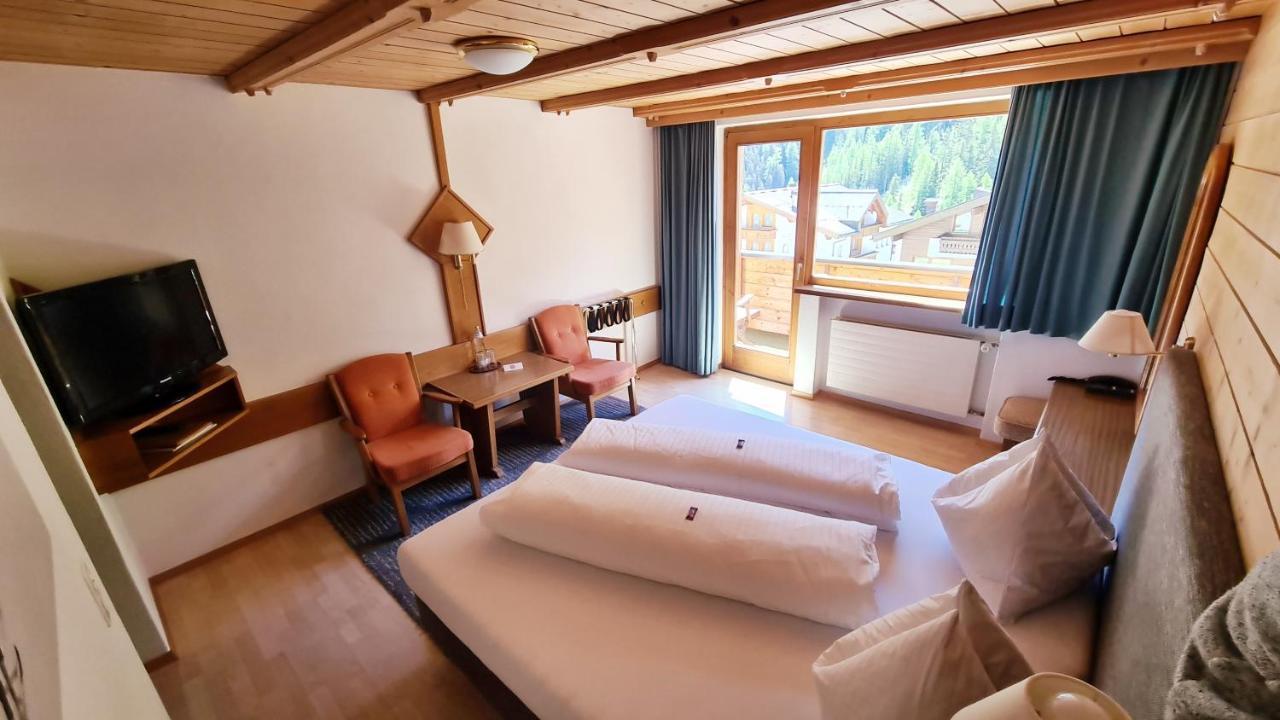 Hotel Cresta 萨姆瑙恩 外观 照片